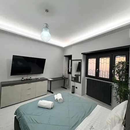 Ciclamini Yard - Near Metro C Διαμέρισμα