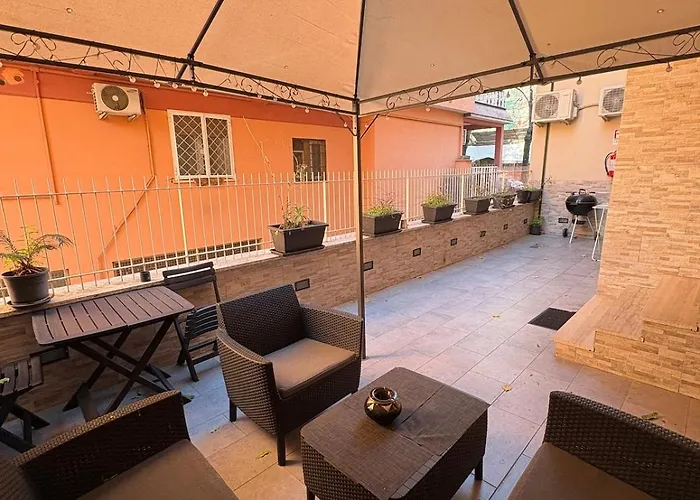 Ciclamini Yard - Near Metro C Рим